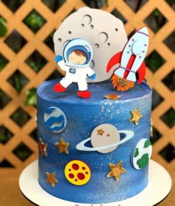 Arquivo de corte topo de bolo astronauta