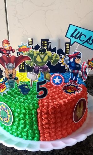 arquivo de corte -topo de bolo VINGADORES/STUDIO