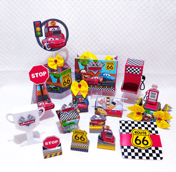 Kit com 5 arquivos de corte: 559-KIT FESTA CARROS EM STUDIO