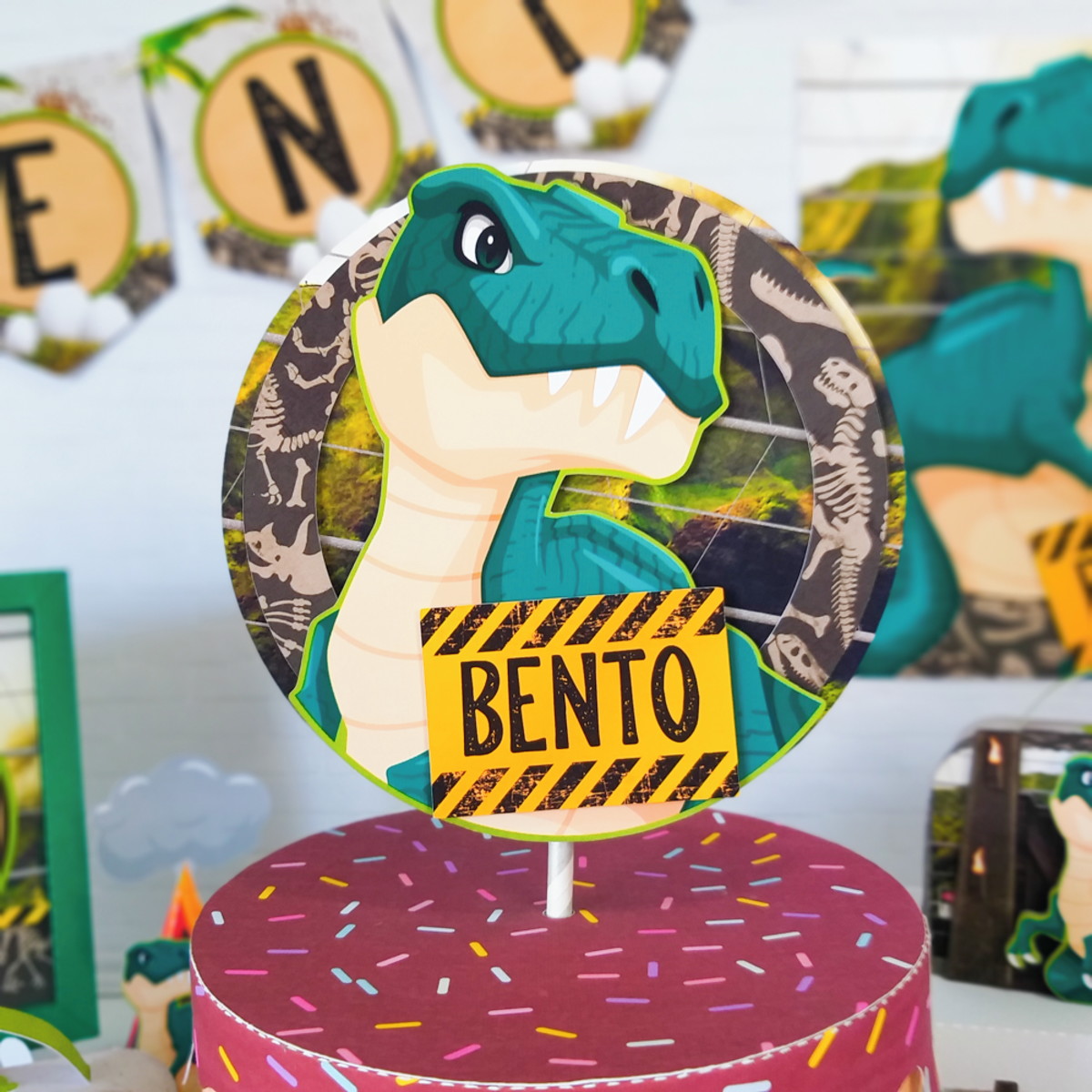 Arquivo de Corte topo de bolo Dinossauro - Studio e PDF