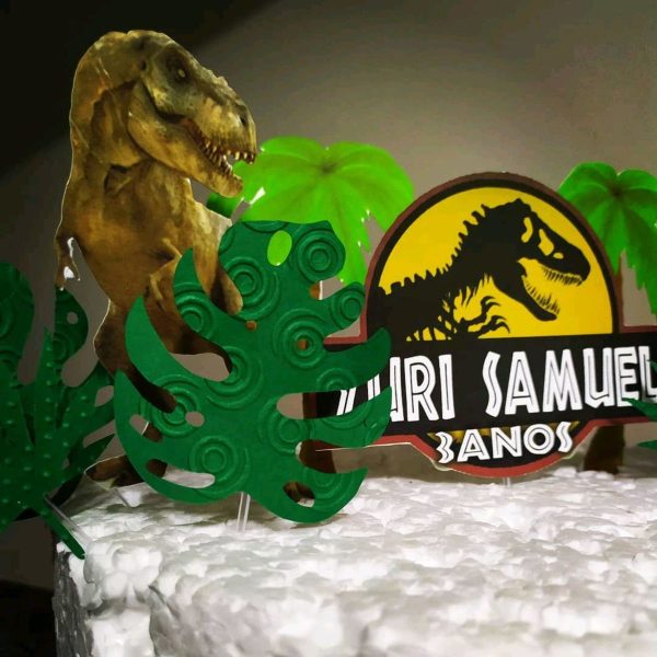 Topo de Bolo Jurassic Park